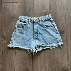 Vintage Wrangler high waisted jean shorts